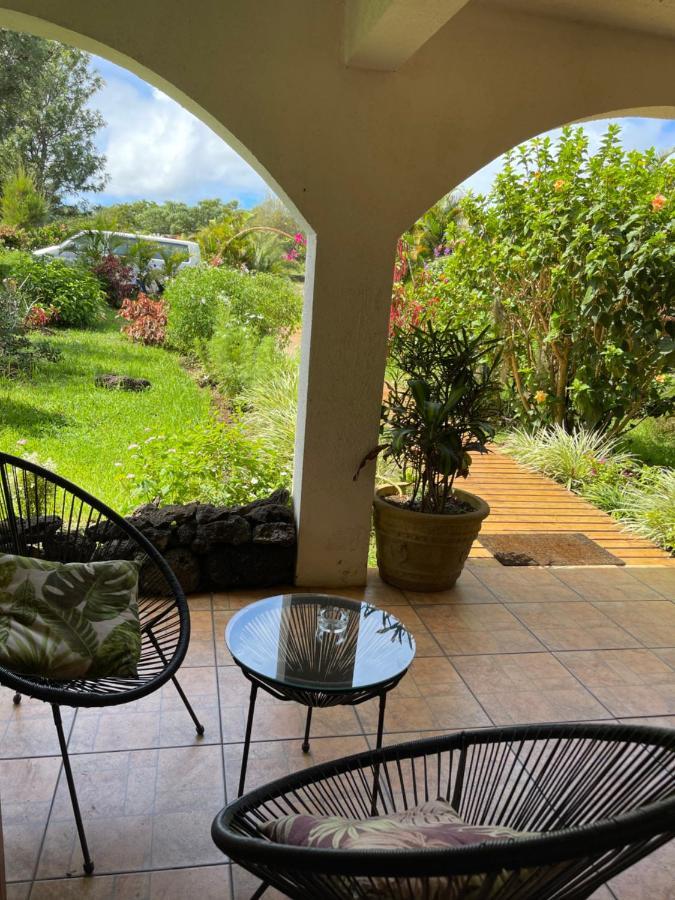 Teanehi Bed & Breakfast Hanga Roa Exterior photo