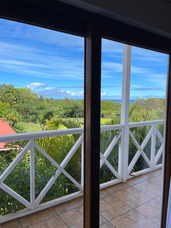 Teanehi Bed & Breakfast Hanga Roa Exterior photo